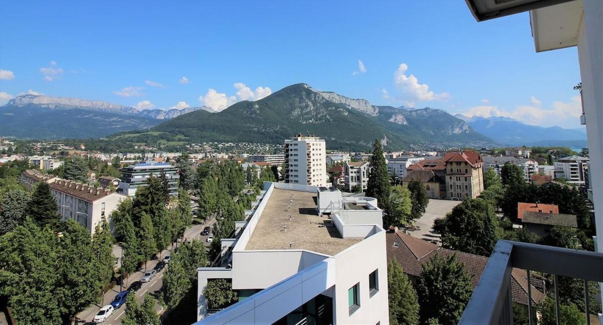 Mont Royal Balcon Et Piscine Apartment Annecy Exterior foto